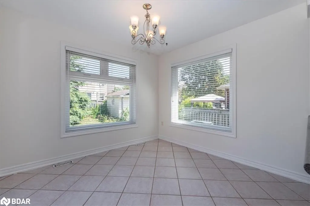 37 Marsellus Drive