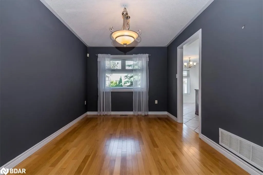37 Marsellus Drive