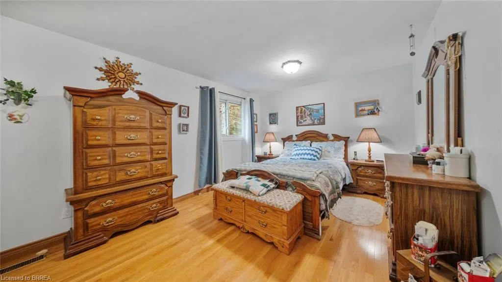 48 Mcgill Road