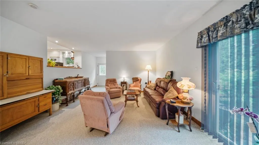 48 Mcgill Road