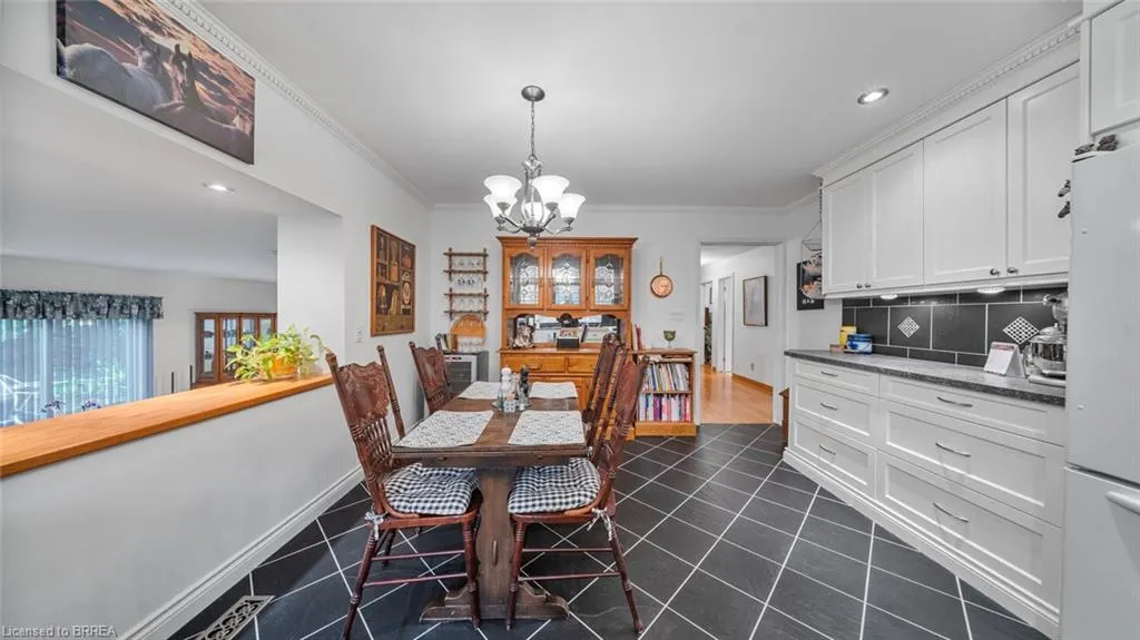 48 Mcgill Road