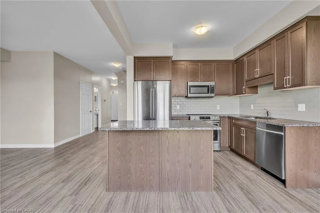 485 Avens Street