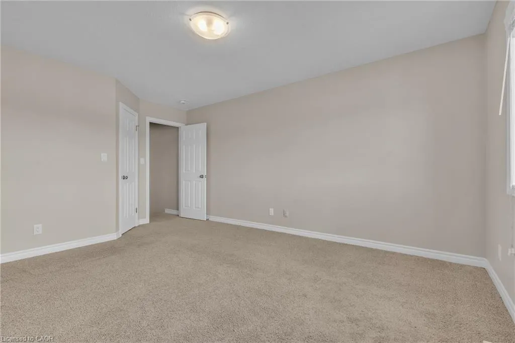485 Avens Street