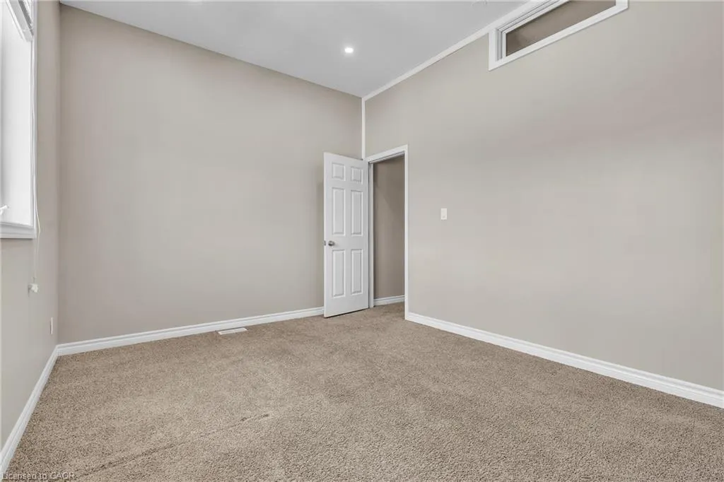 485 Avens Street