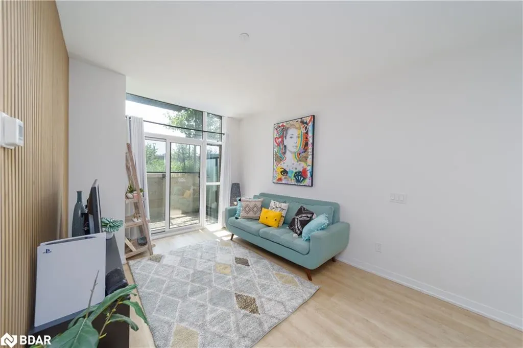 2300 St Clair Avenue West, #118