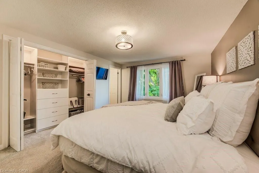 466 Kingsford Place