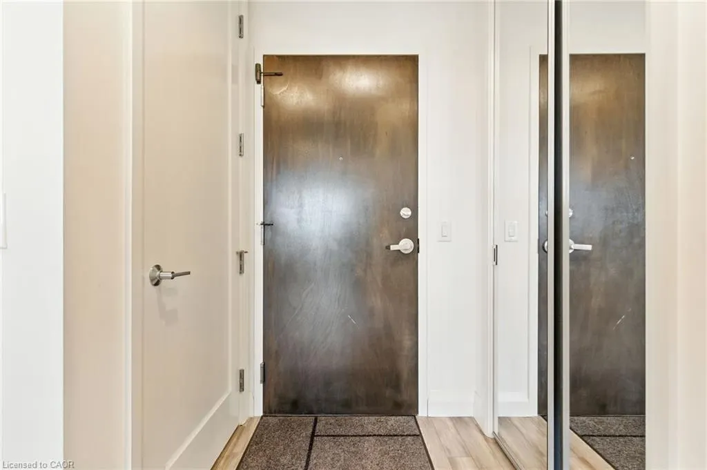 118 King Street E, #523