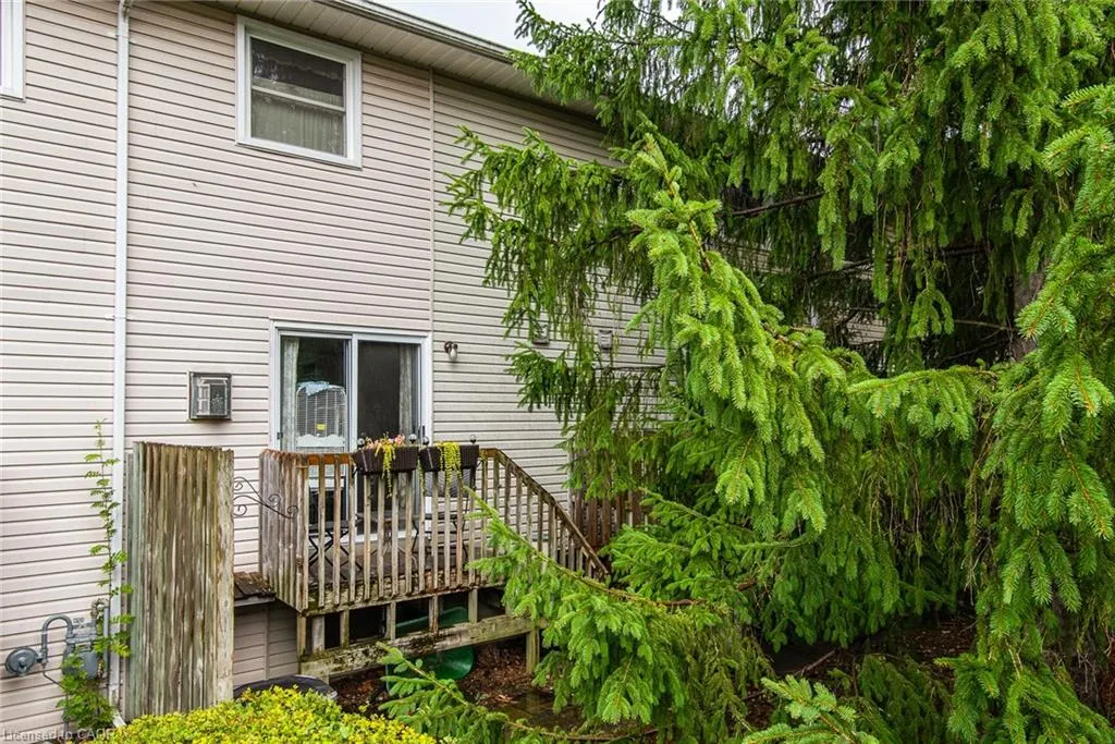 465 Beechwood Place, #2