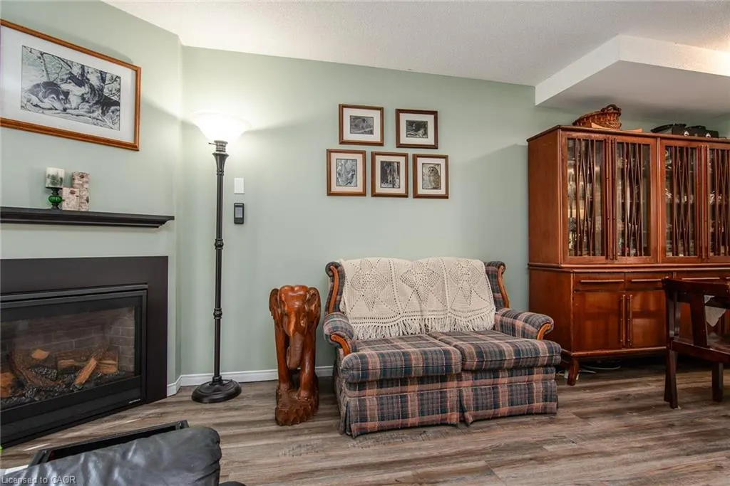 465 Beechwood Place, #2