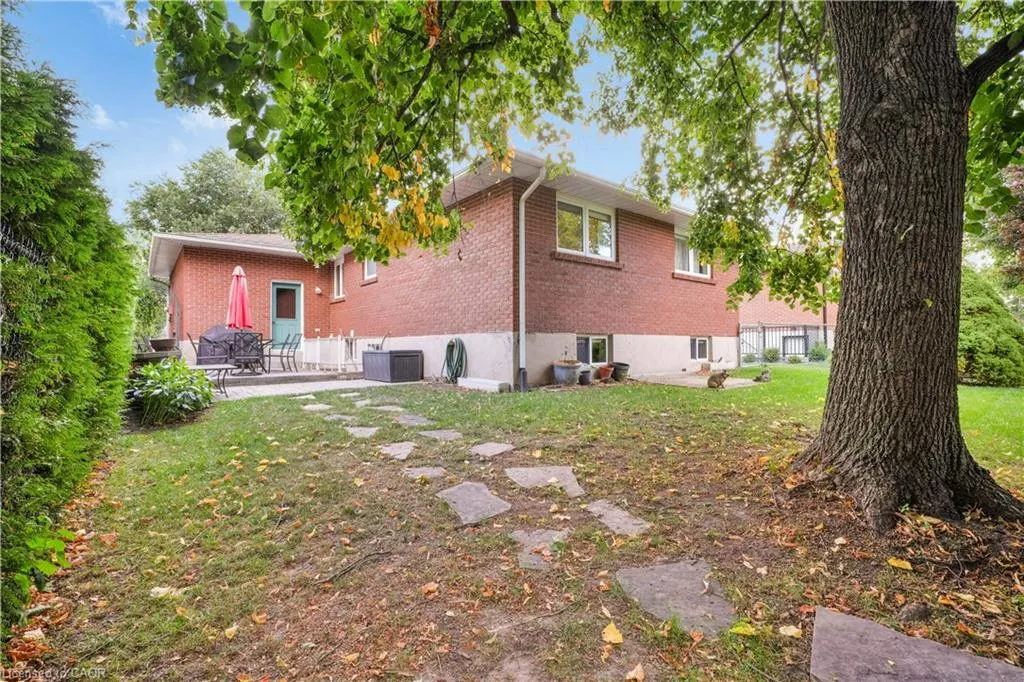 310 Daleside Place