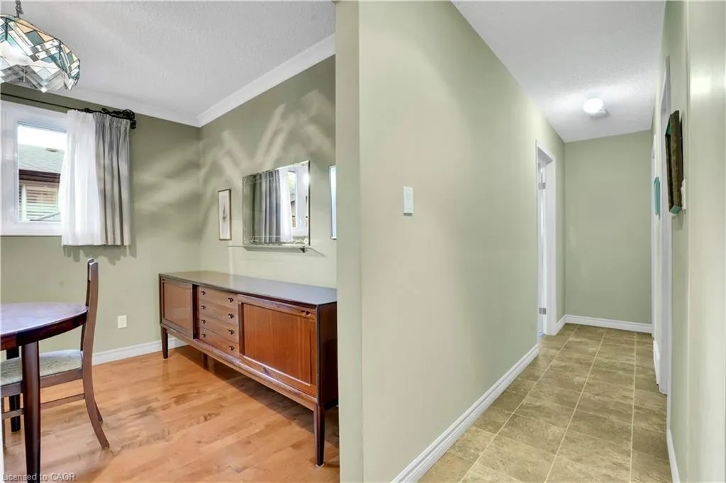 310 Daleside Place