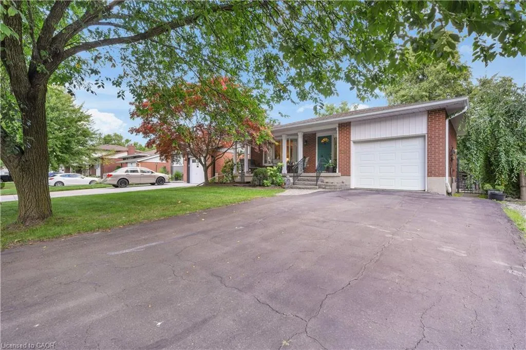 310 Daleside Place