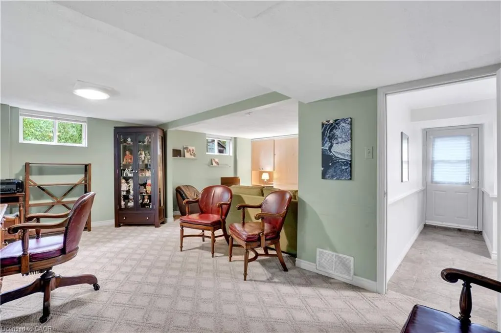 310 Daleside Place