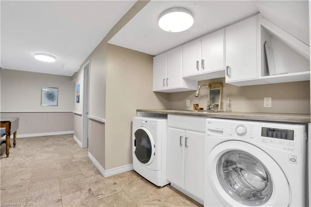310 Daleside Place