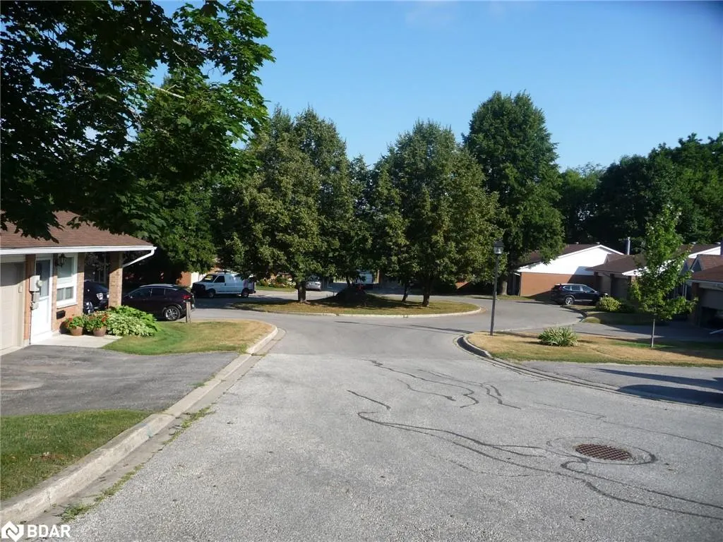 696 King Street, #17