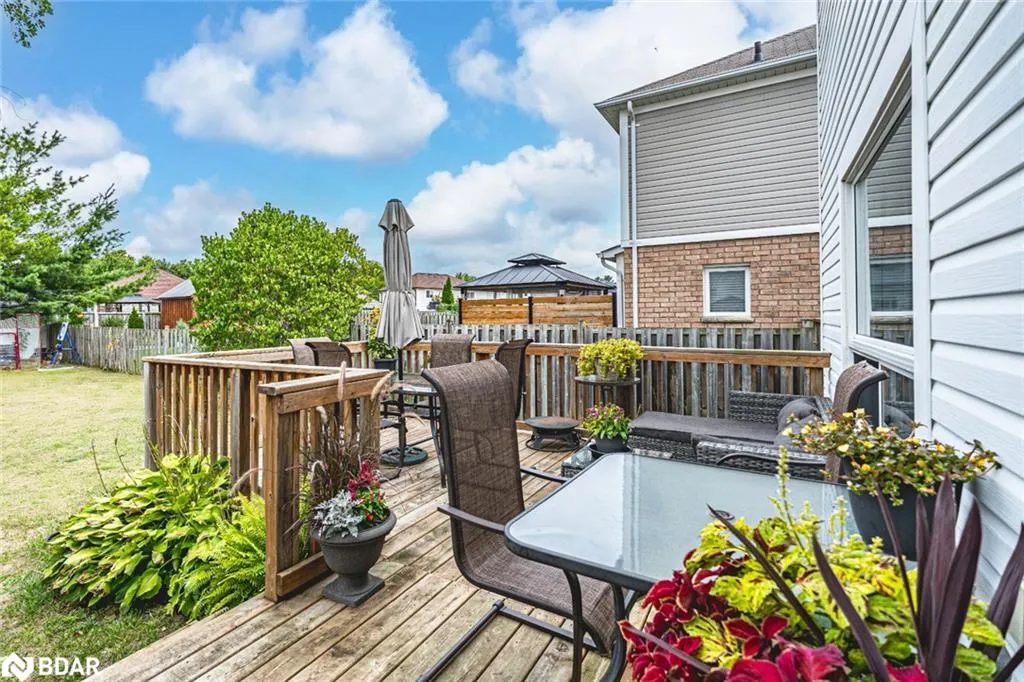 10 Truax Crescent