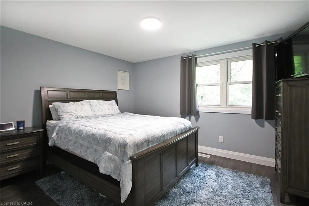 410 Pioneer Drive, #6