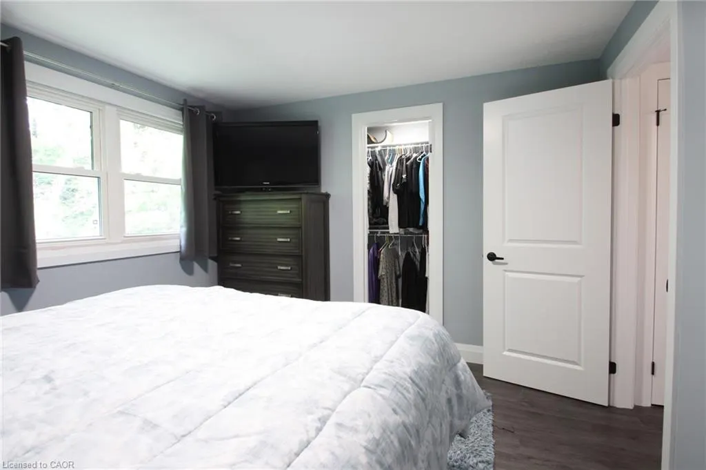 410 Pioneer Drive, #6