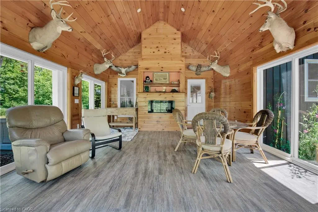 352 Moulton-Aiken Road