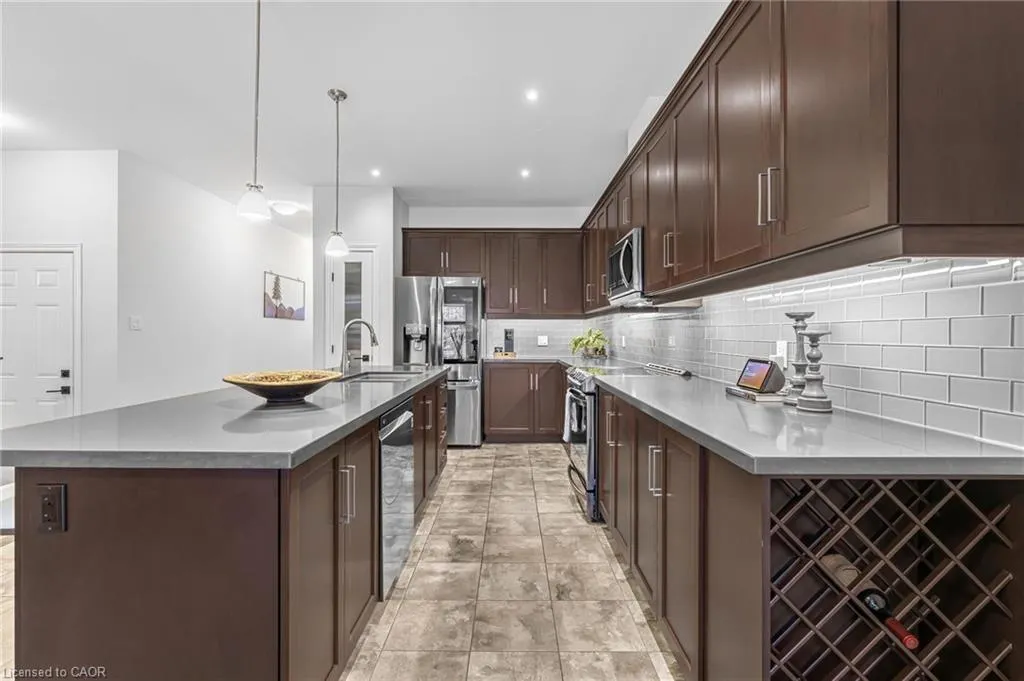 2848 King Street, #5