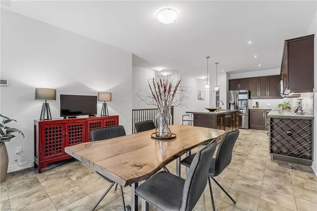 2848 King Street, #5