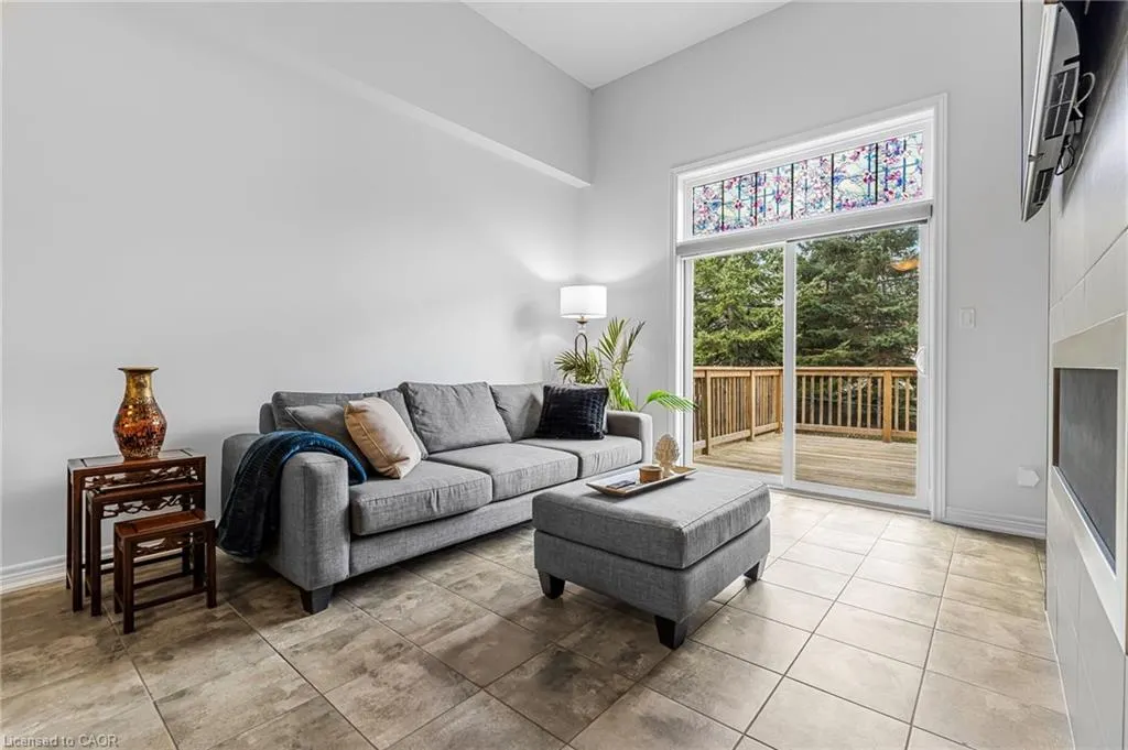 2848 King Street, #5