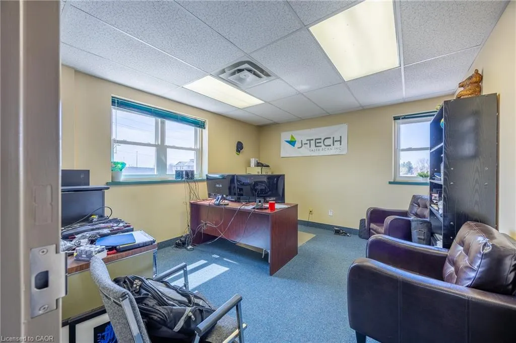35 Samnah Crescent