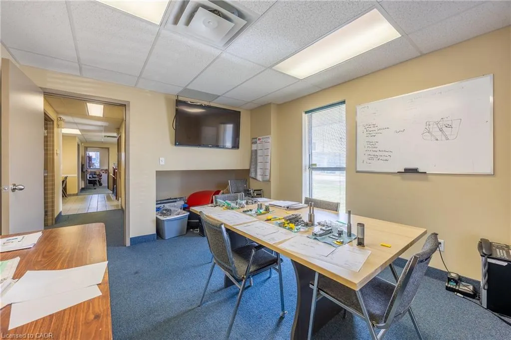 35 Samnah Crescent