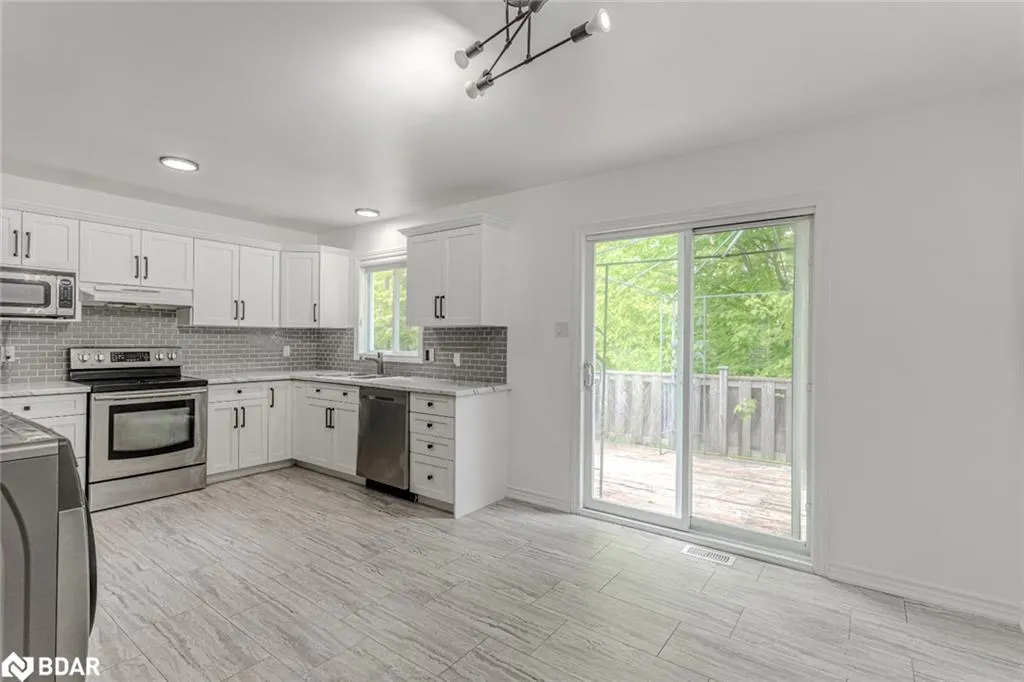 32 54th Street South, #Upper
