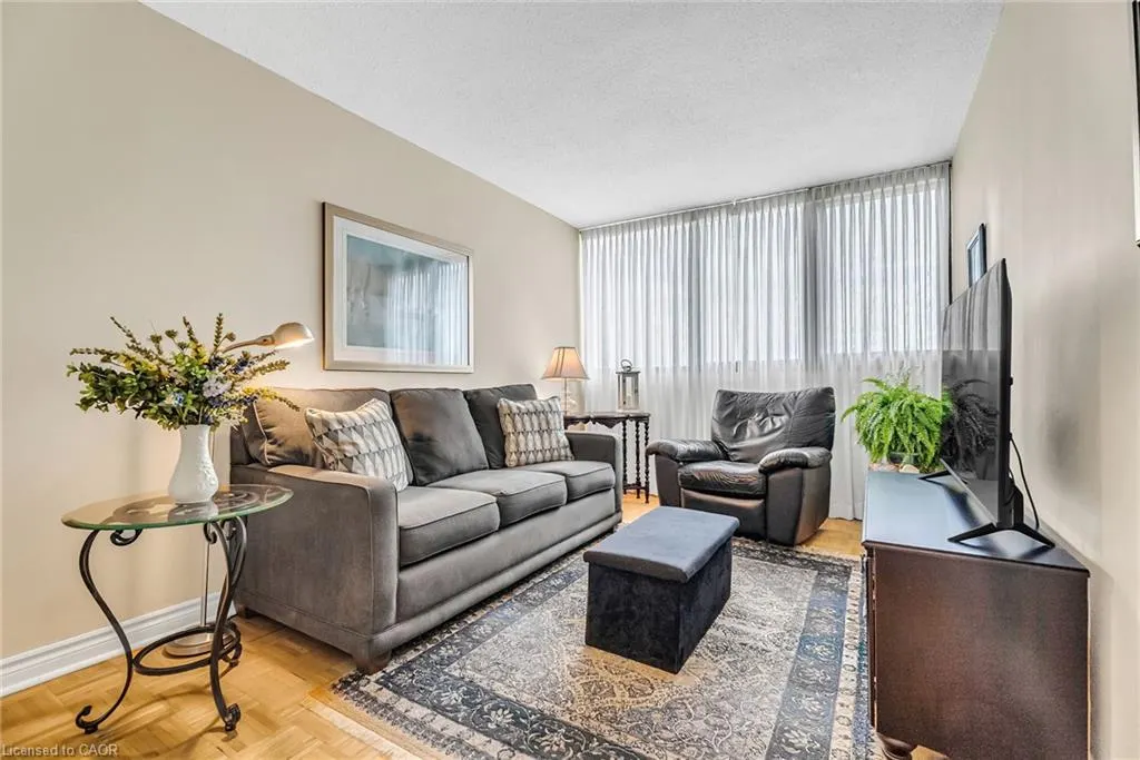 1333 Bloor Street E, #611