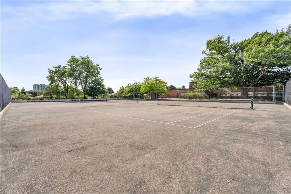 1333 Bloor Street E, #611
