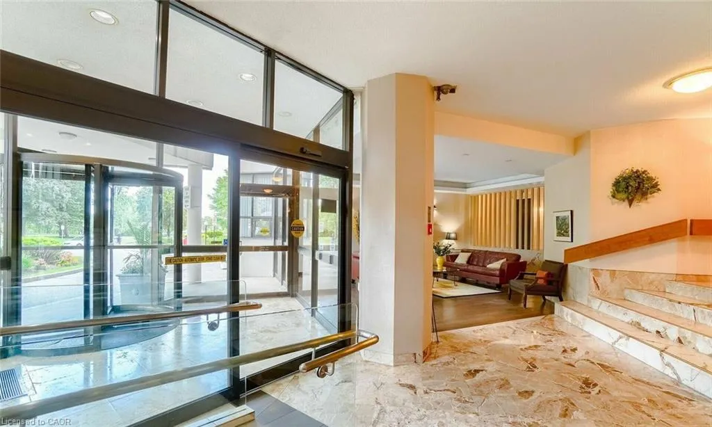 1333 Bloor Street E, #611