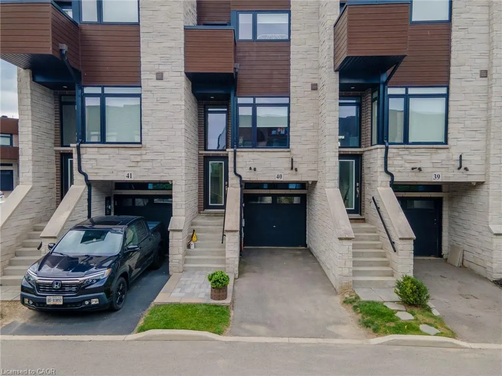 35 Midhurst Heights, #40