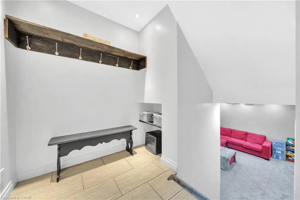 170 Elmslie Place