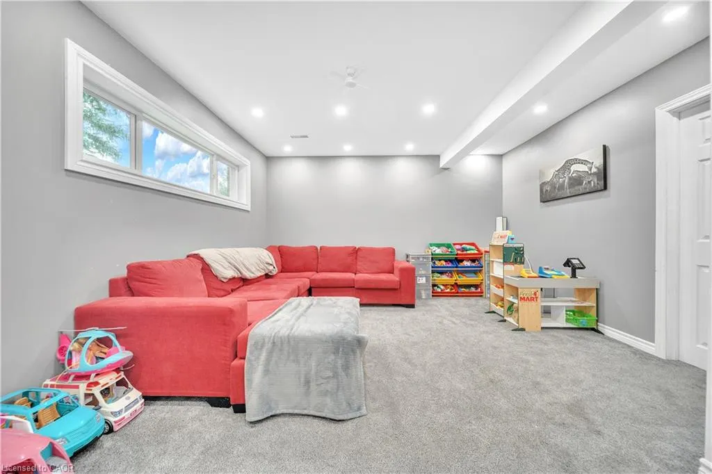 170 Elmslie Place