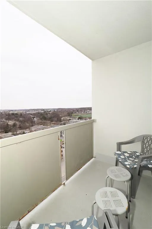 375 King Street N, #1105