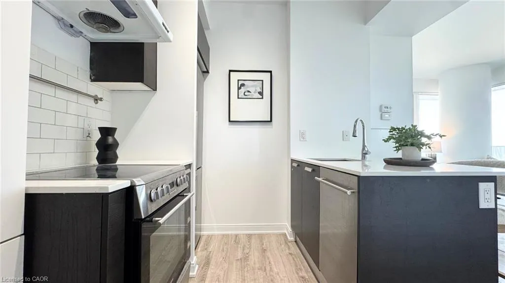 42 Charles Street E, #2409