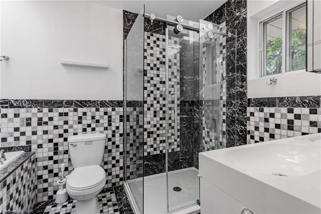 56 Silverthorne Bush Drive