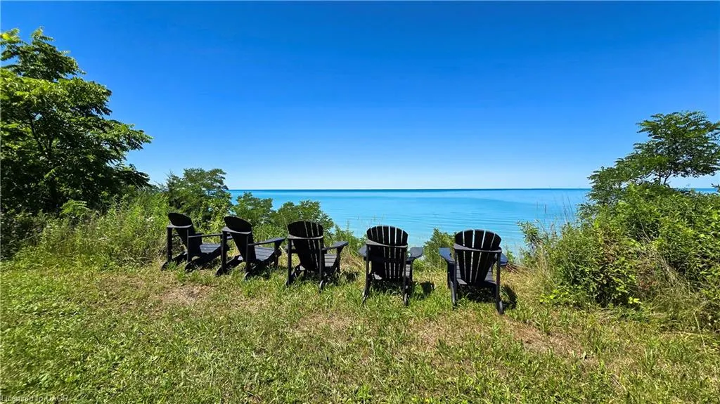7077 Blue Coast Heights