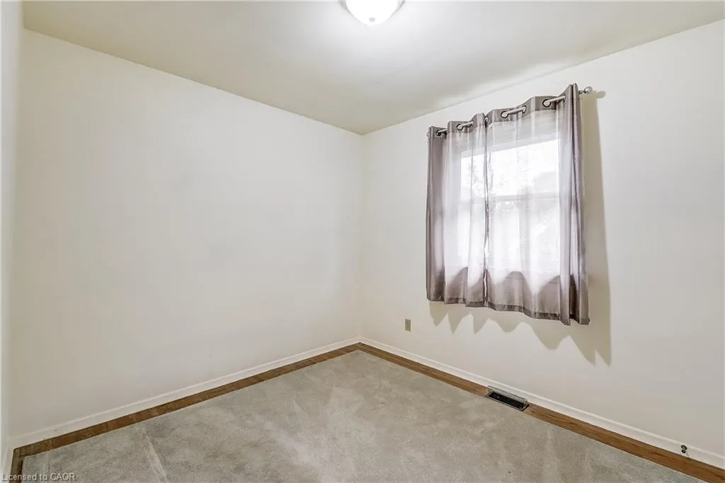 5446 Calvert Place