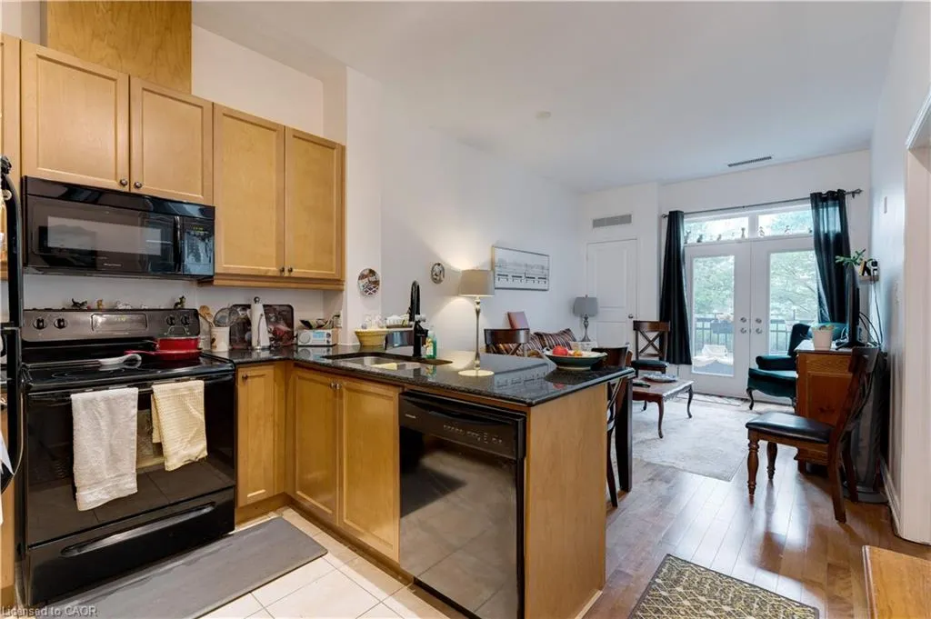 5327 Upper Middle Road, #111