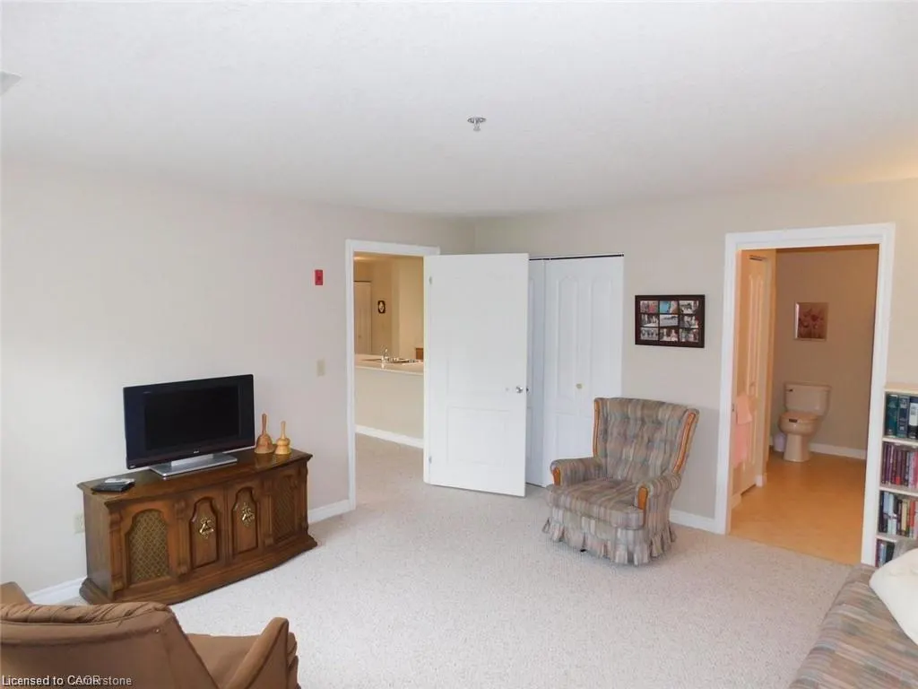 317 Lock Street W, #316