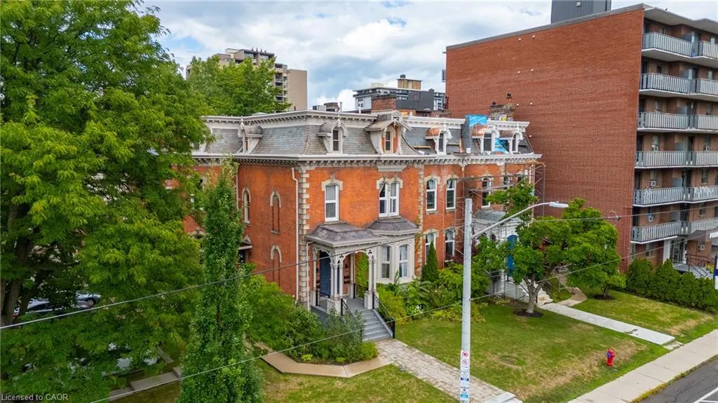 46 Herkimer Street, #2