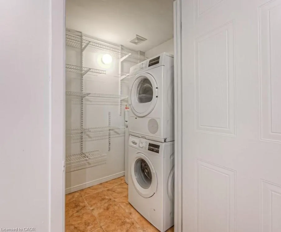 565 Greenfield Avenue, #703