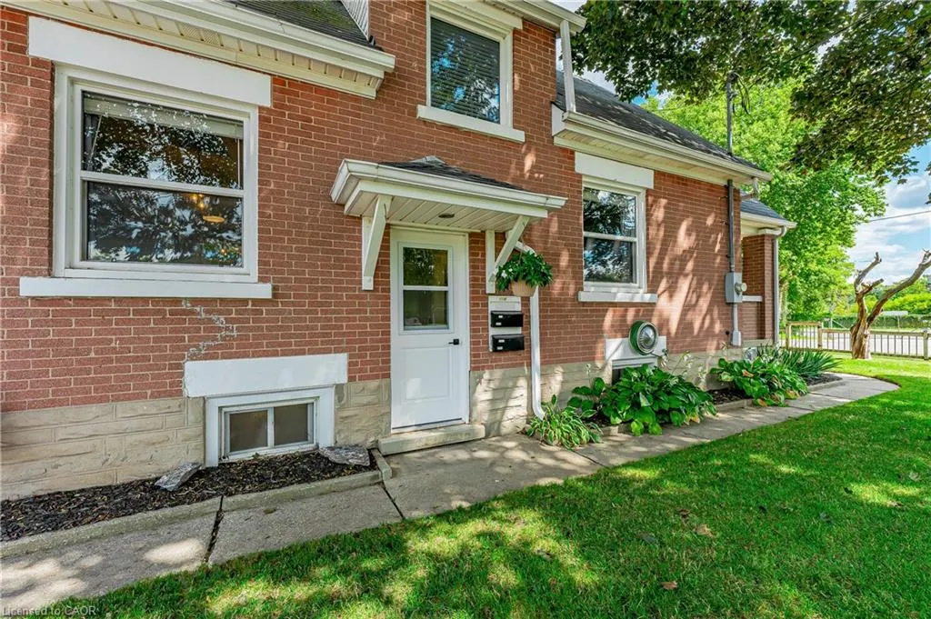 854 Guelph Street