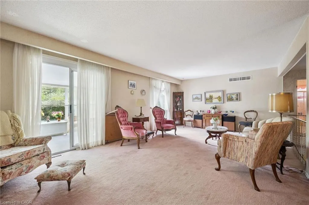282 Westheights Drive