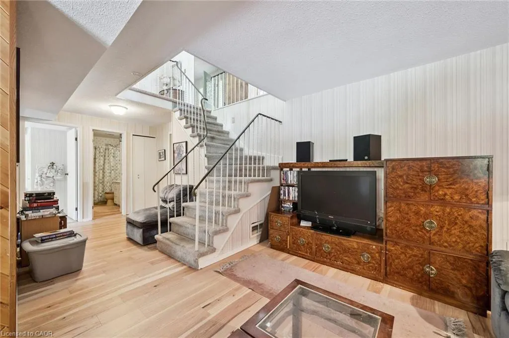 282 Westheights Drive
