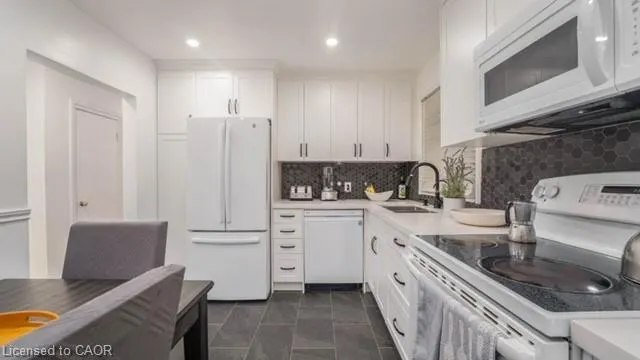 48 Mcdonald Avenue, #UPPER