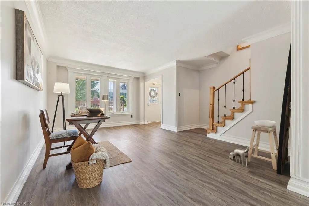647 Balsam Crescent