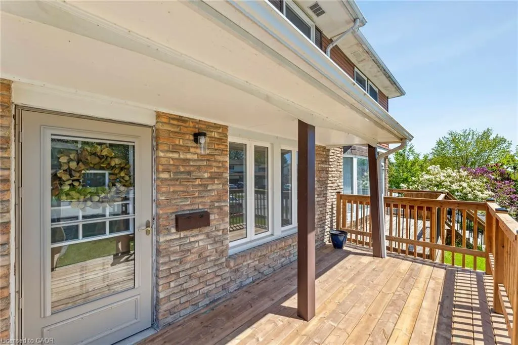647 Balsam Crescent